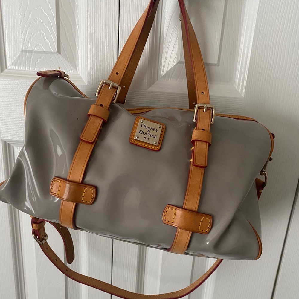 Dooney & Bourke Purse
